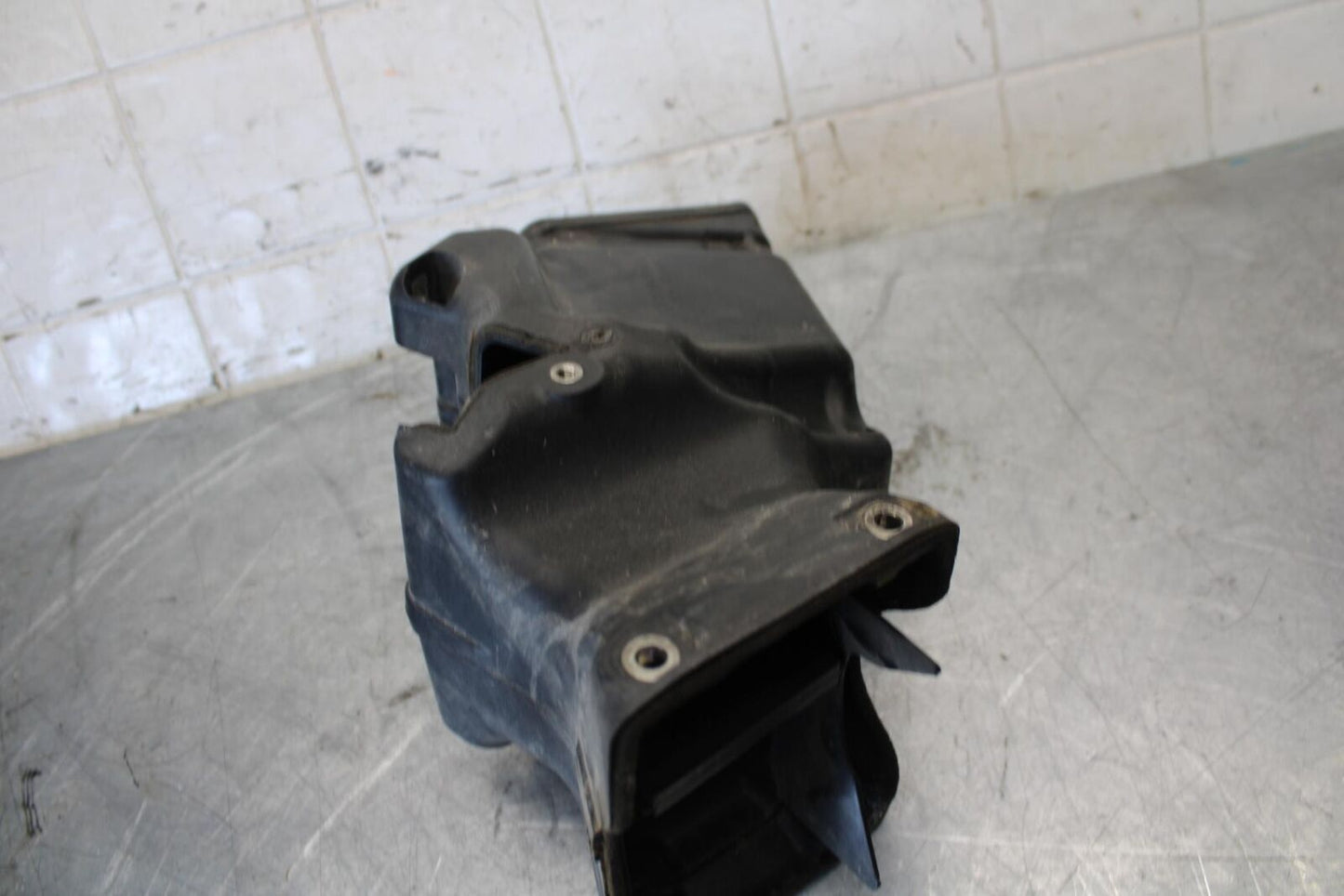 2011 Honda CBR600RR RAM AIR INTAKE TUBE DUCT BB520