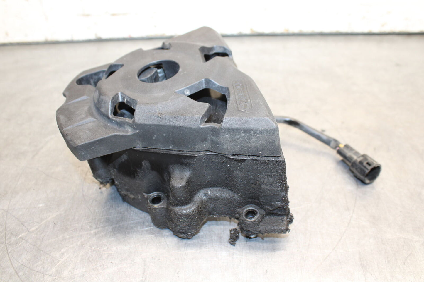 12-13 KAWASAKI Z1000 ENGINE SPROCKET COVER BB743