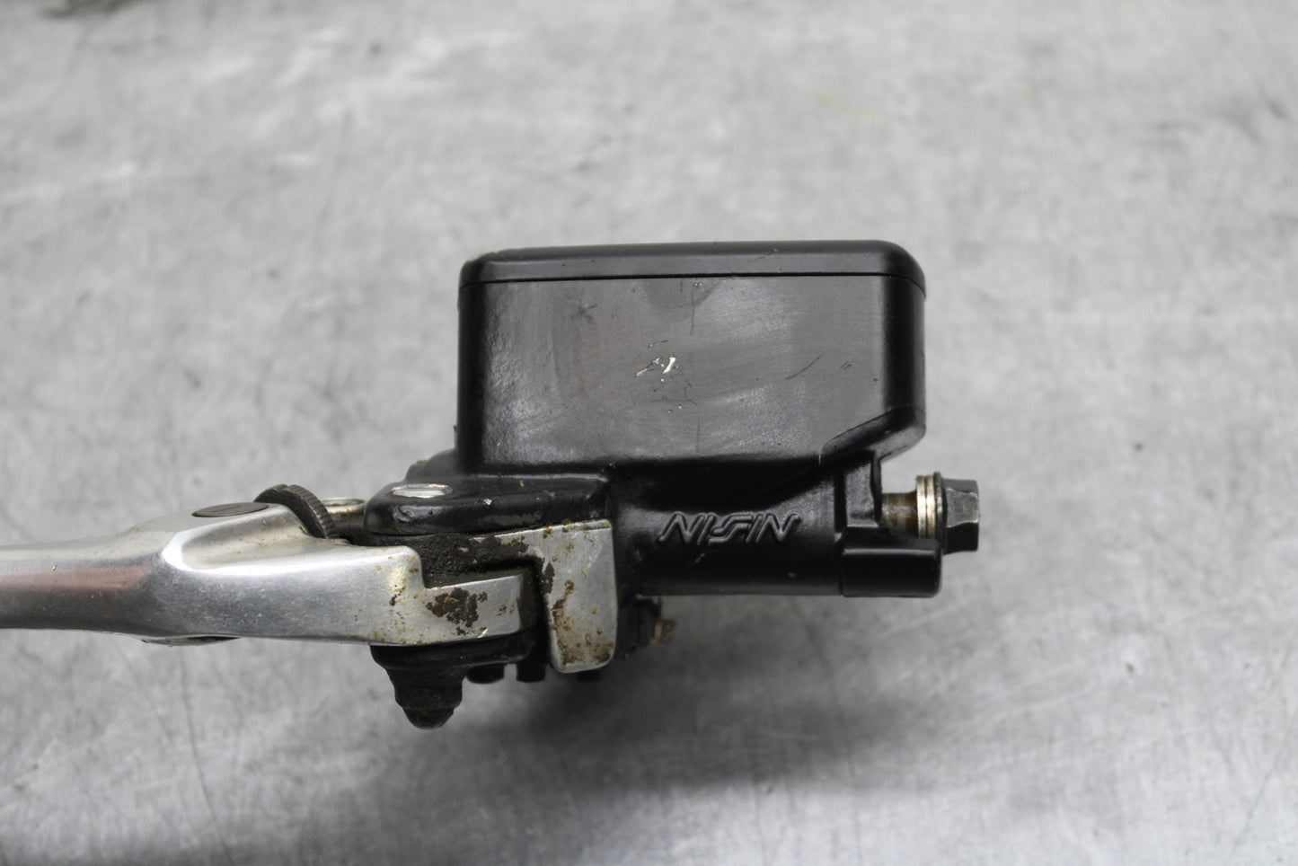 95-98 HONDA CBR600F3 FRONT BRAKE MASTER CYLINDER w/ LEVER BB122