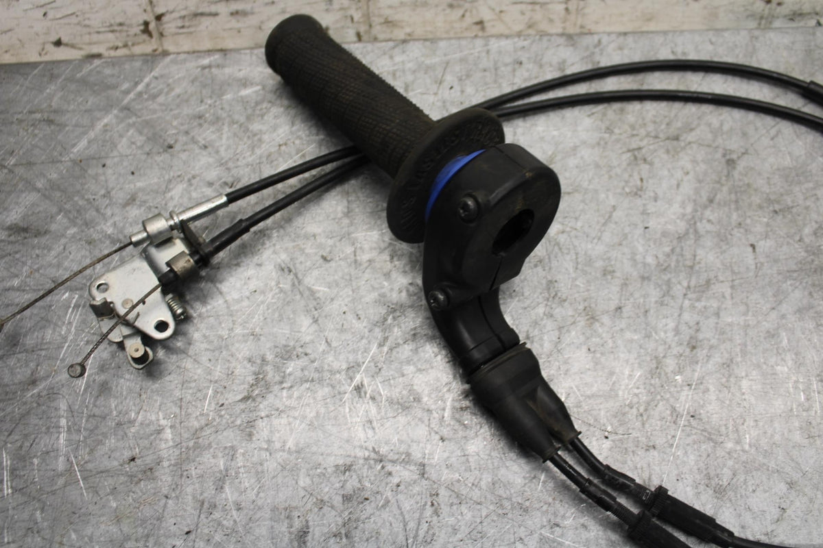 2009 Kawasaki Ninja ZX6R ZX600R THROTTLE CABLE LINE HOUSING GUIDE BB538
