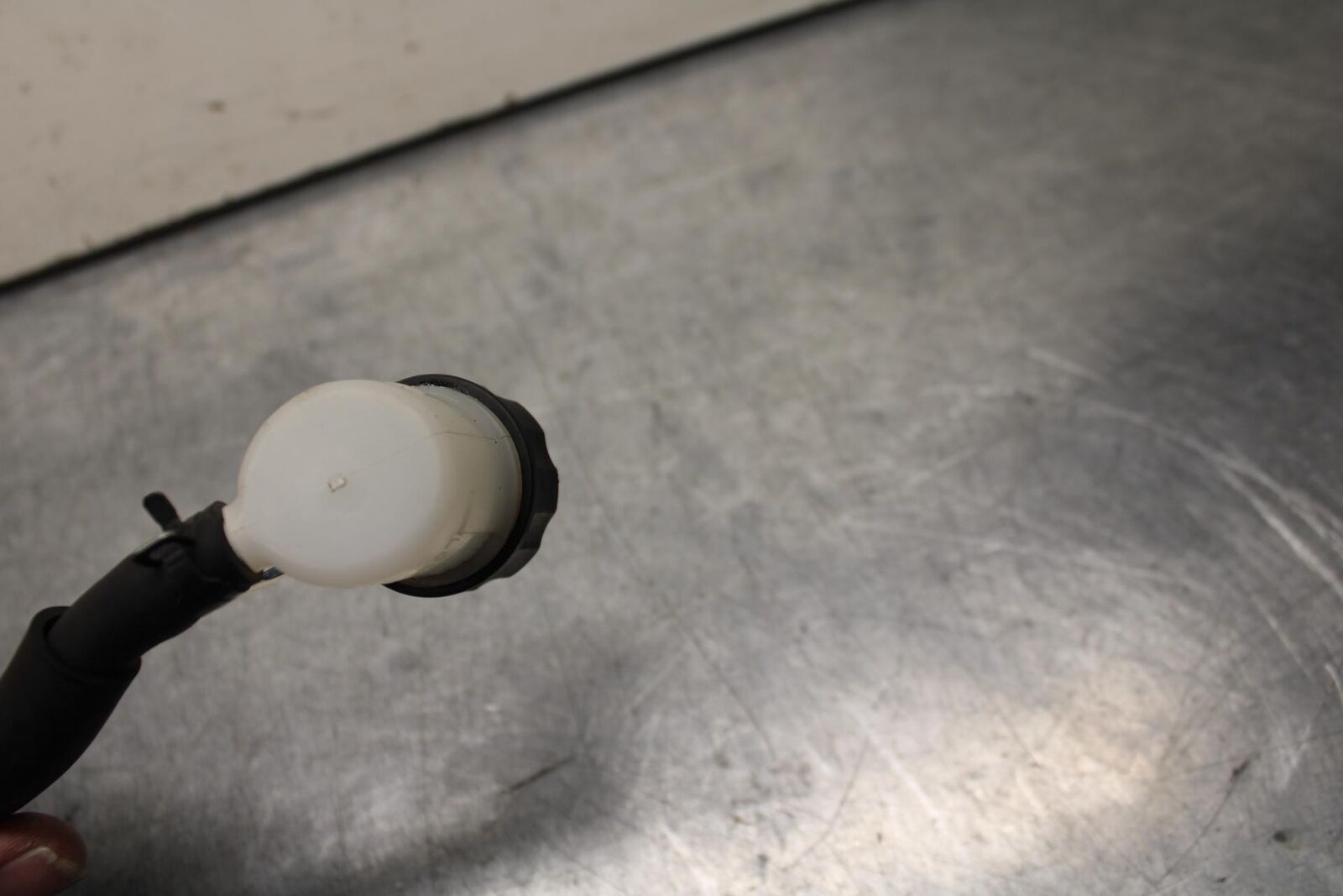 23 KAWASAKI NINJA ZX6R 636 REAR BRAKE MASTER FLUID RESERVOIR TANK BOTTLE BB609