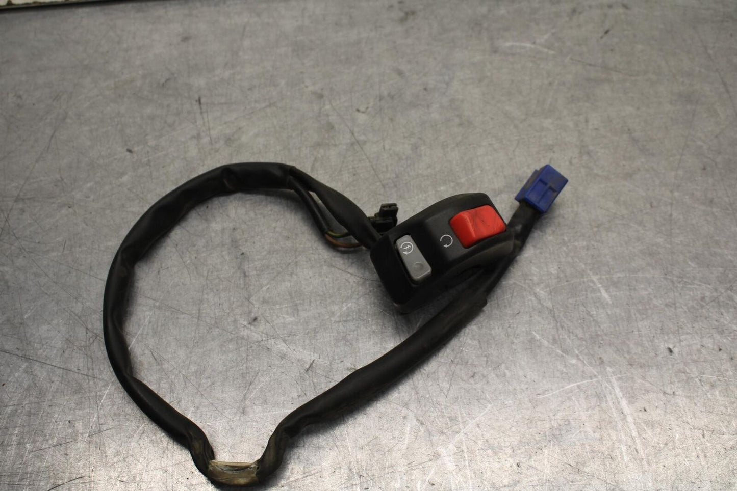 07-08 YAMAHA YZF R1 RIGHT CLIP ON HANDLE KILL OFF START SWITCH  BB575