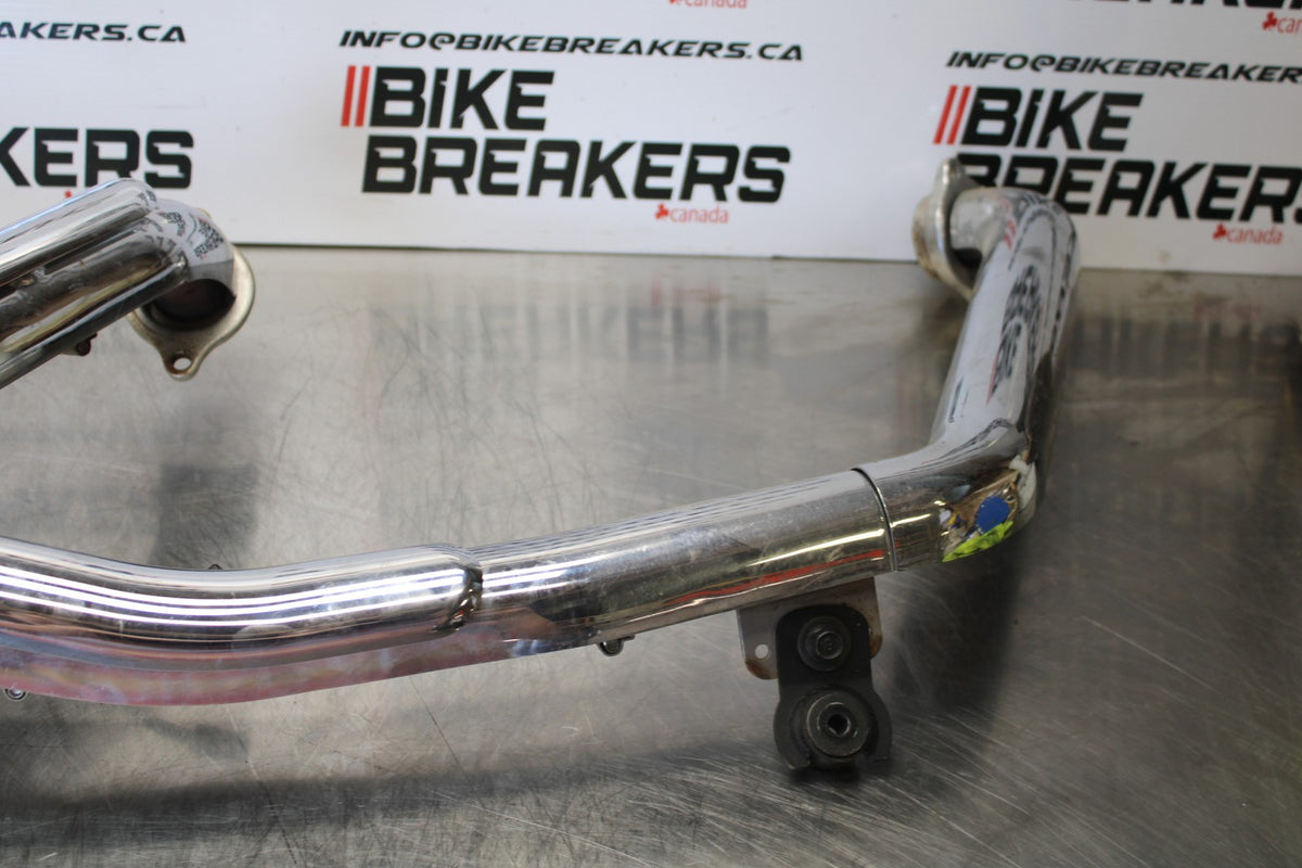 09 YAMAHA V STAR 950 EXHAUST PIPE SYSTEM BB172
