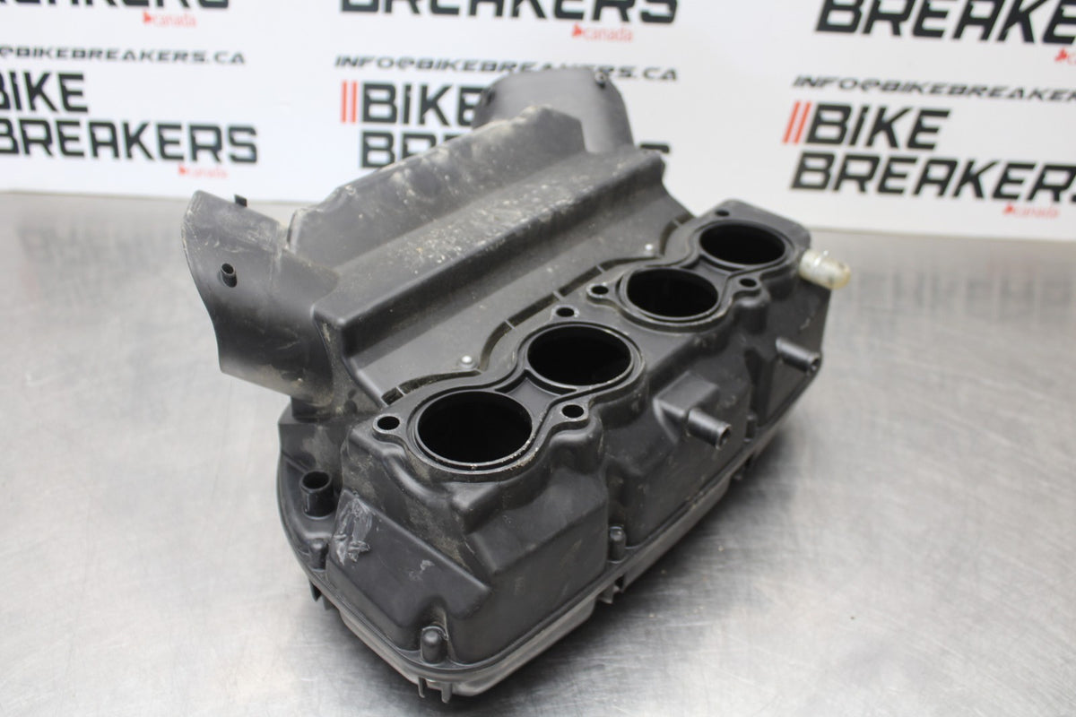 11-22 SUZUKI GSXR 600  AIRBOX AIR INTAKE FILTER BOX BB193
