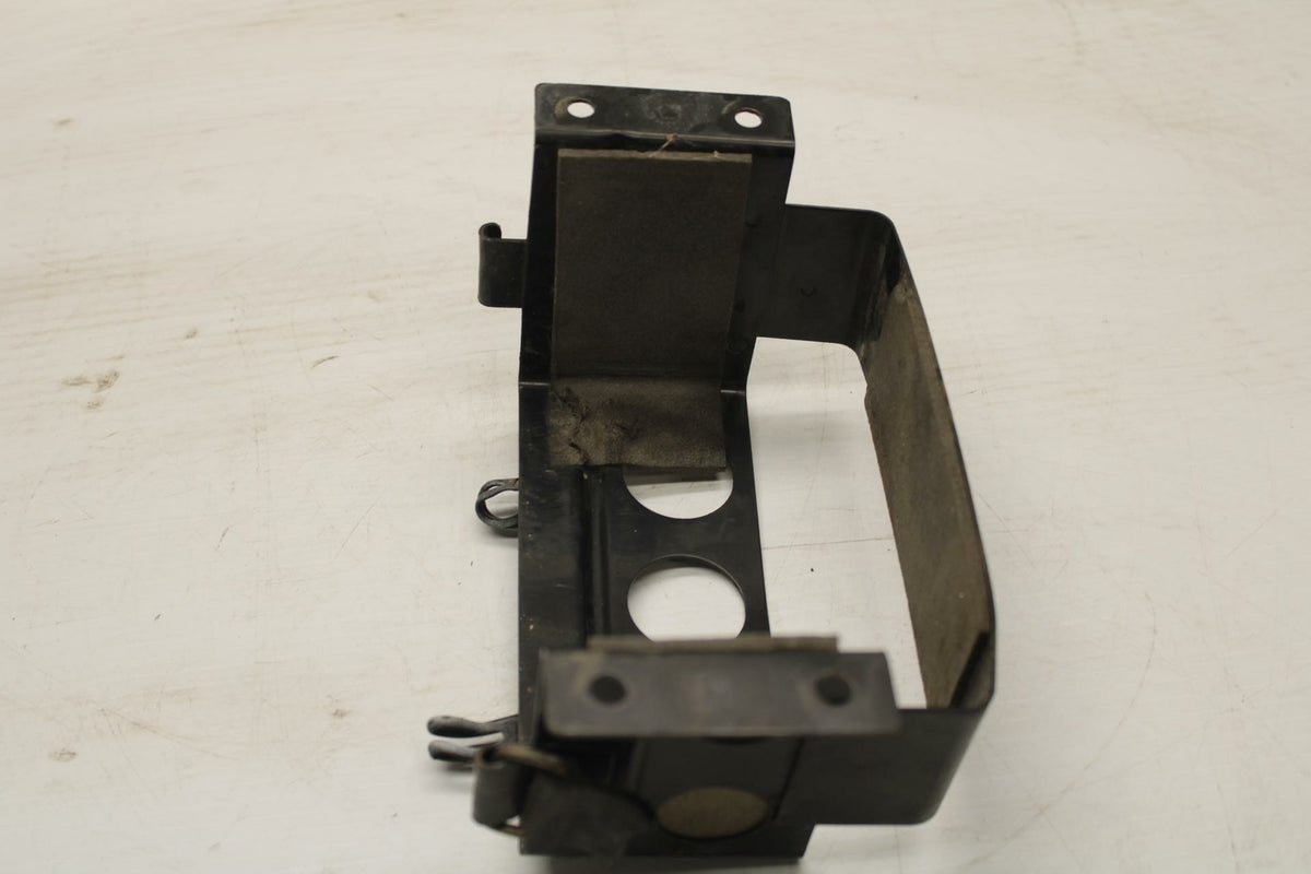 93-96 SUZUKI GSXR750W REAR BACK TAIL UNDERTAIL BATTERY TRAY BOX BB266