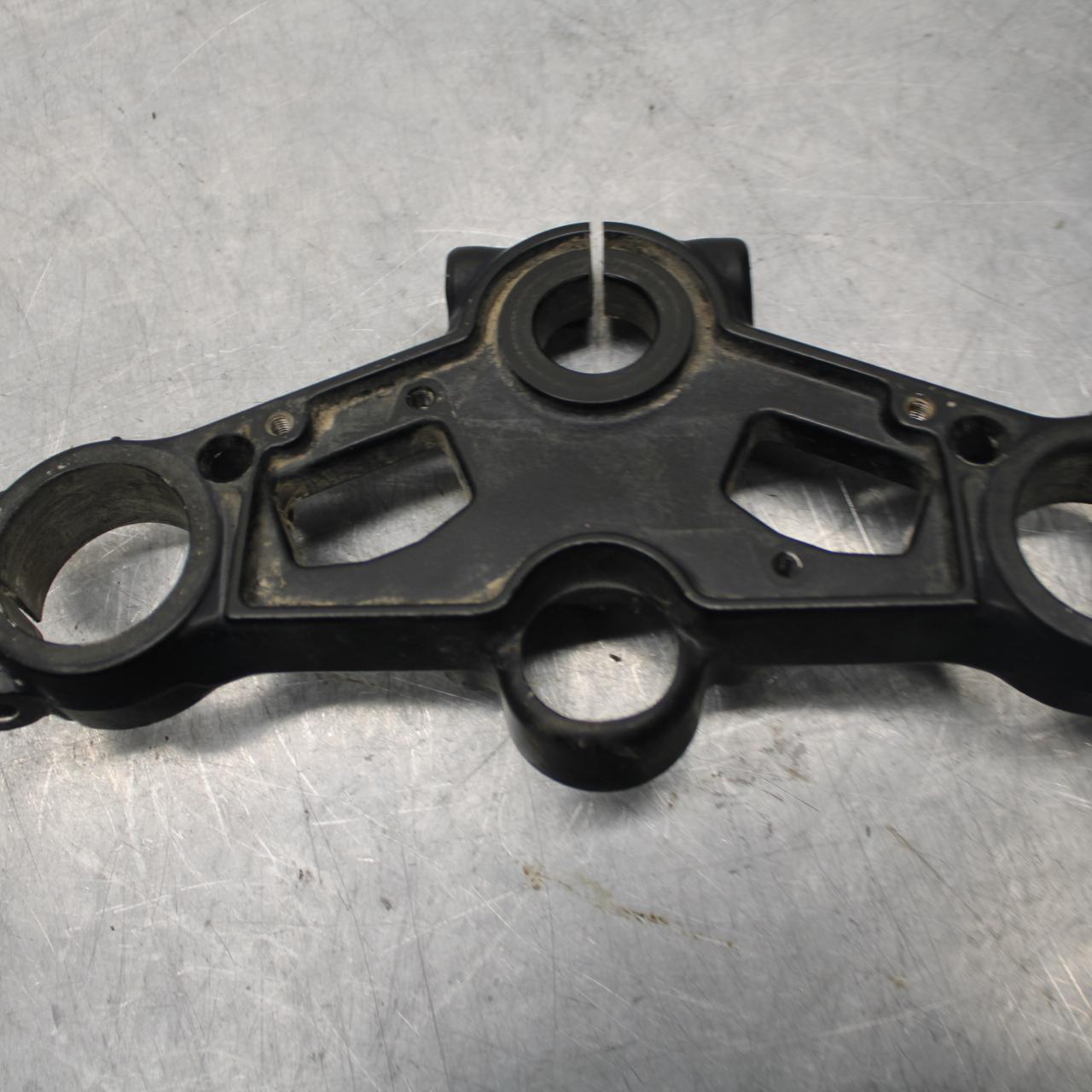 1984 Honda Interceptor 750 VF750F FORKS UPPER TRIPLE TREE CLAMP BB38