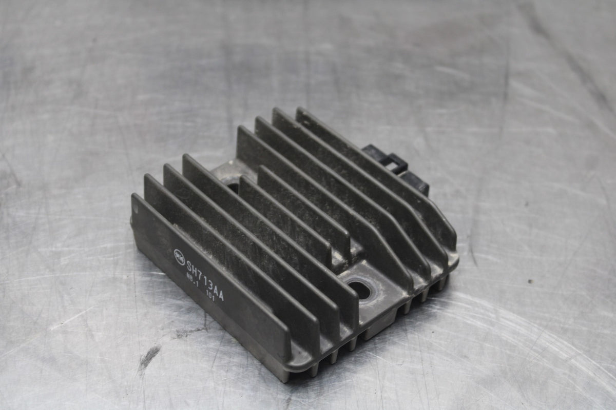 17-18 YAMAHA YZF R3 RECTIFIER VOLTAGE REGULATOR BB788