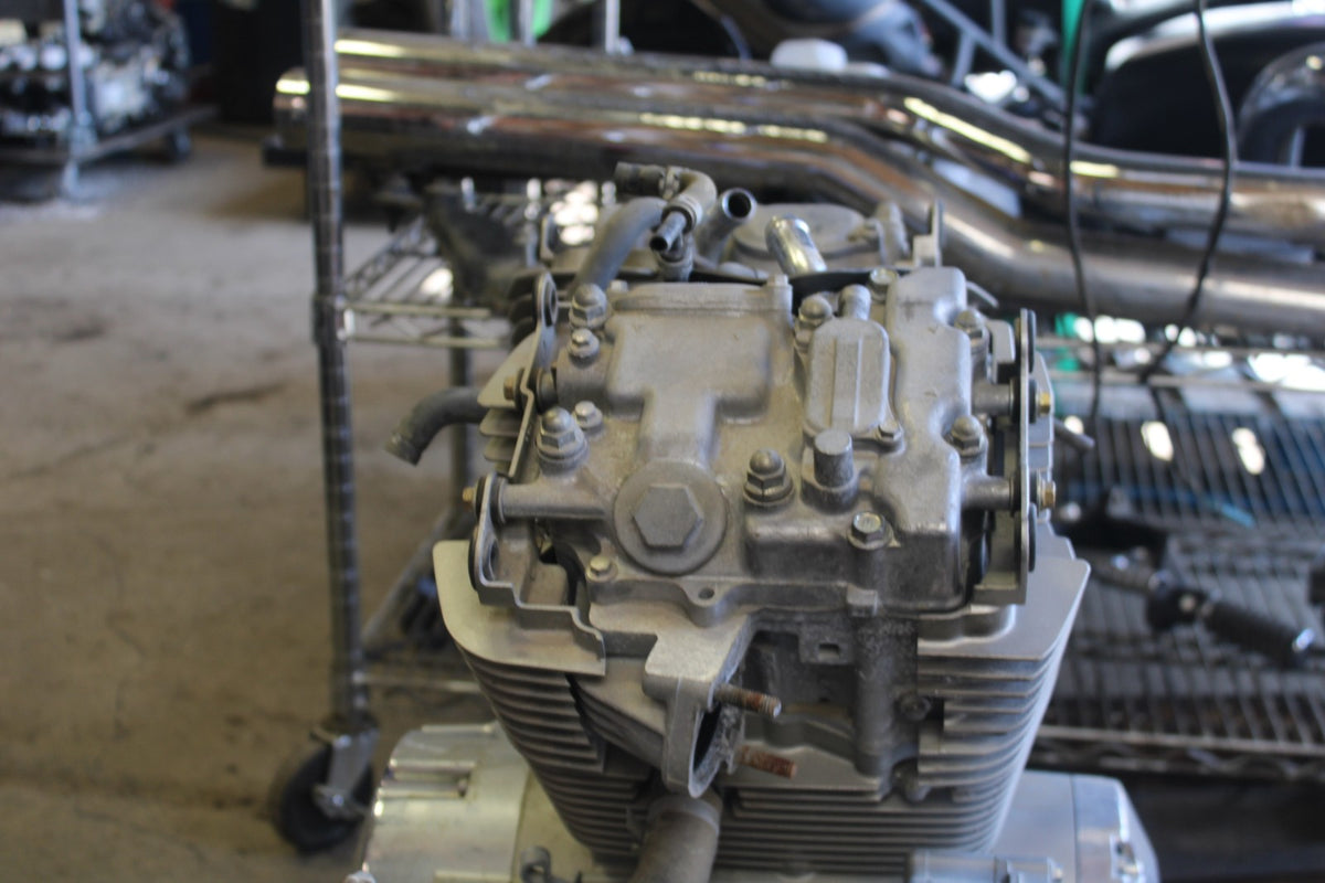 03-08 HONDA VTX1300C ENGINE MOTOR BB868