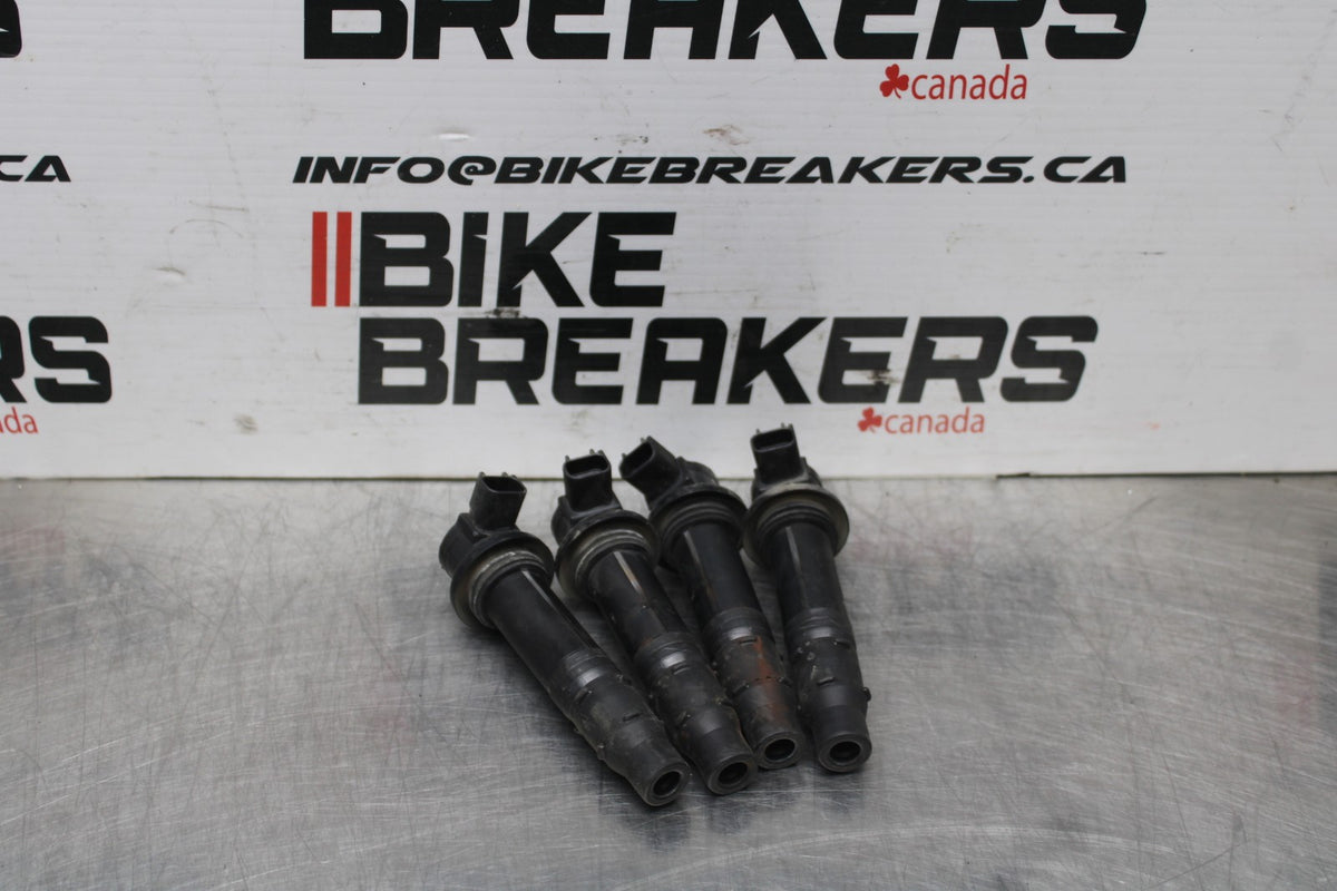05 YAMAHA YZF R6 IGNITION COILS COIL SPARK PLUG CAPS BB814