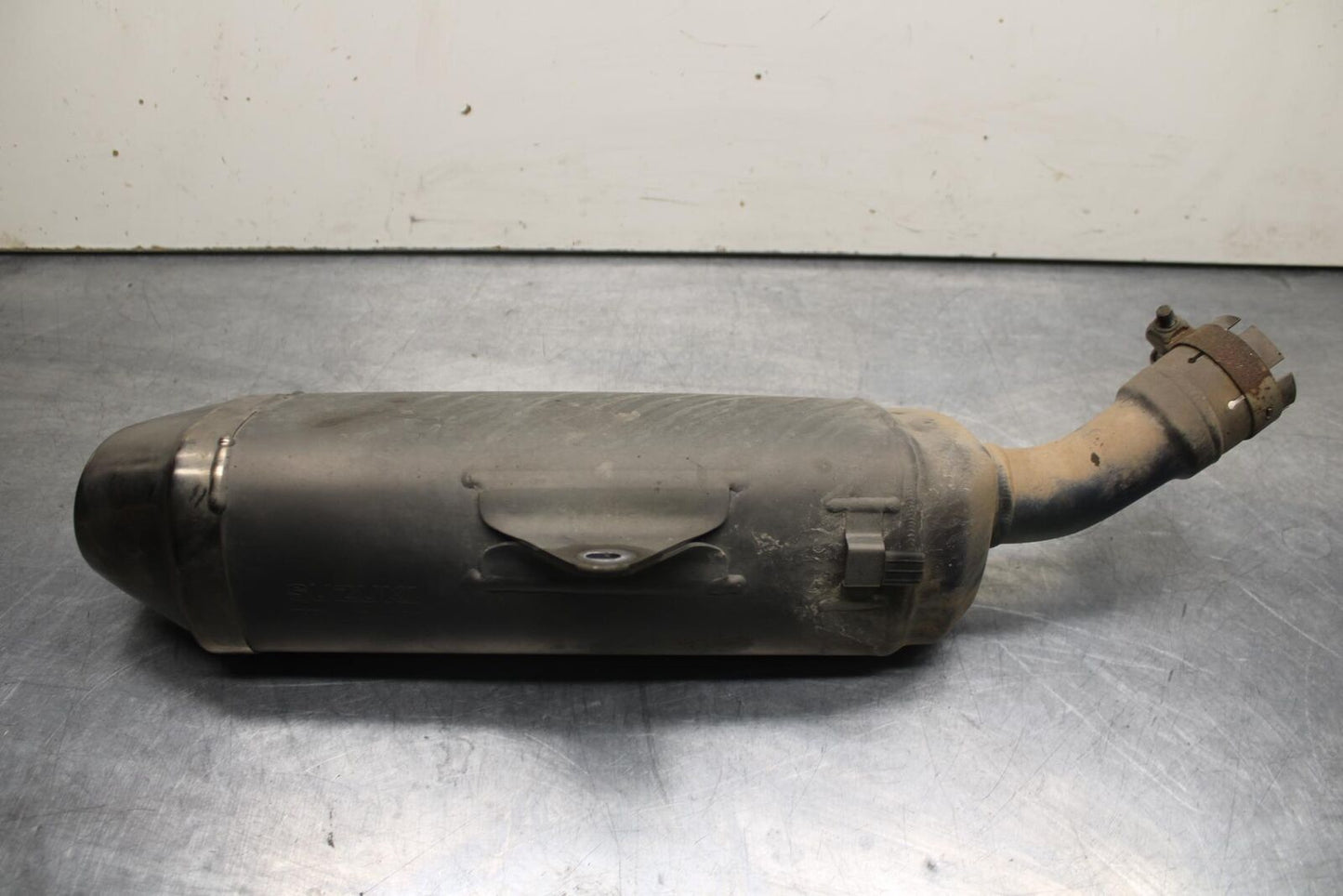 2011 Suzuki GSXR600 EXHAUST PIPE MUFFLER SLIP ON CAN SILENCER BB605