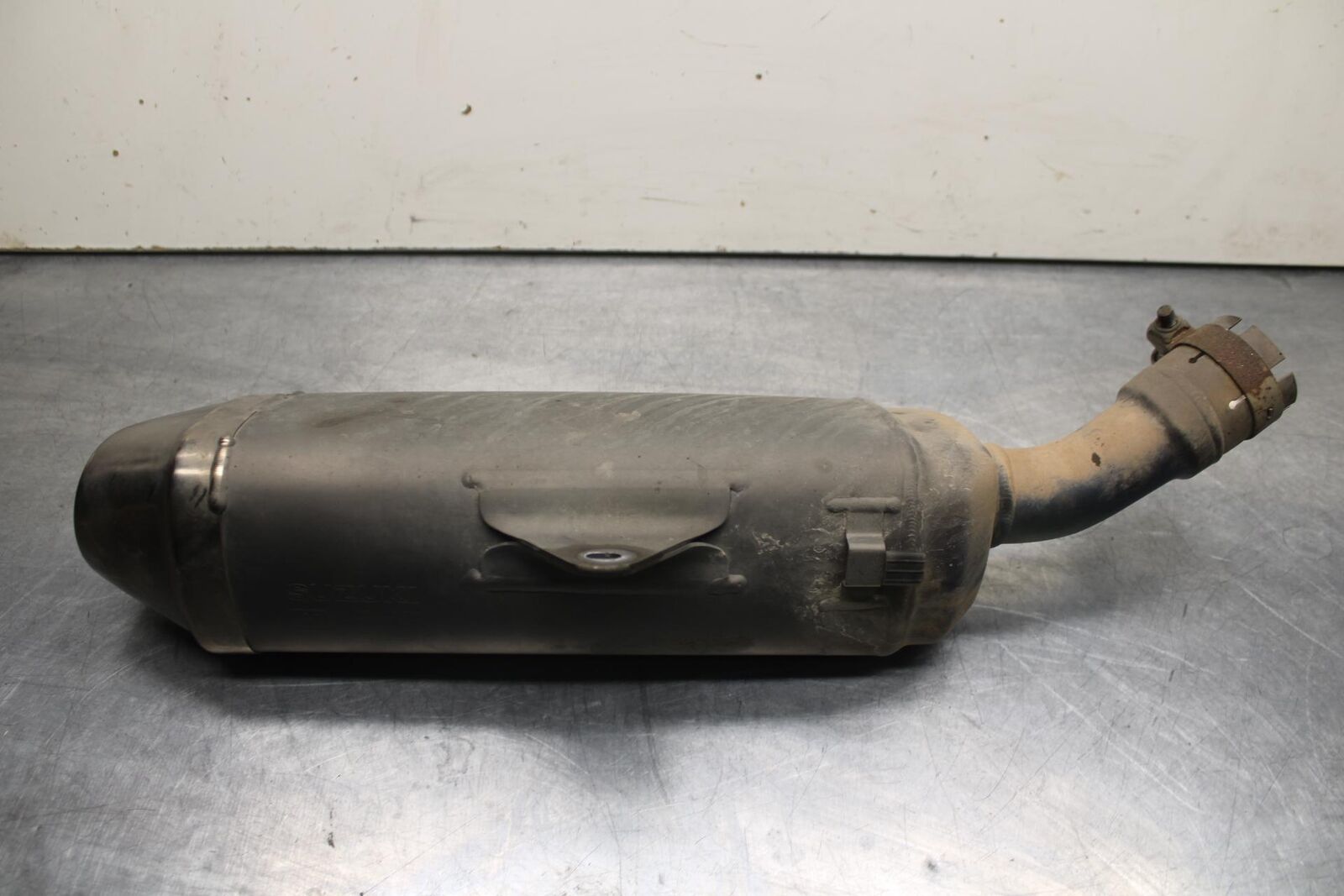 2011 Suzuki GSXR600 EXHAUST PIPE MUFFLER SLIP ON CAN SILENCER BB605