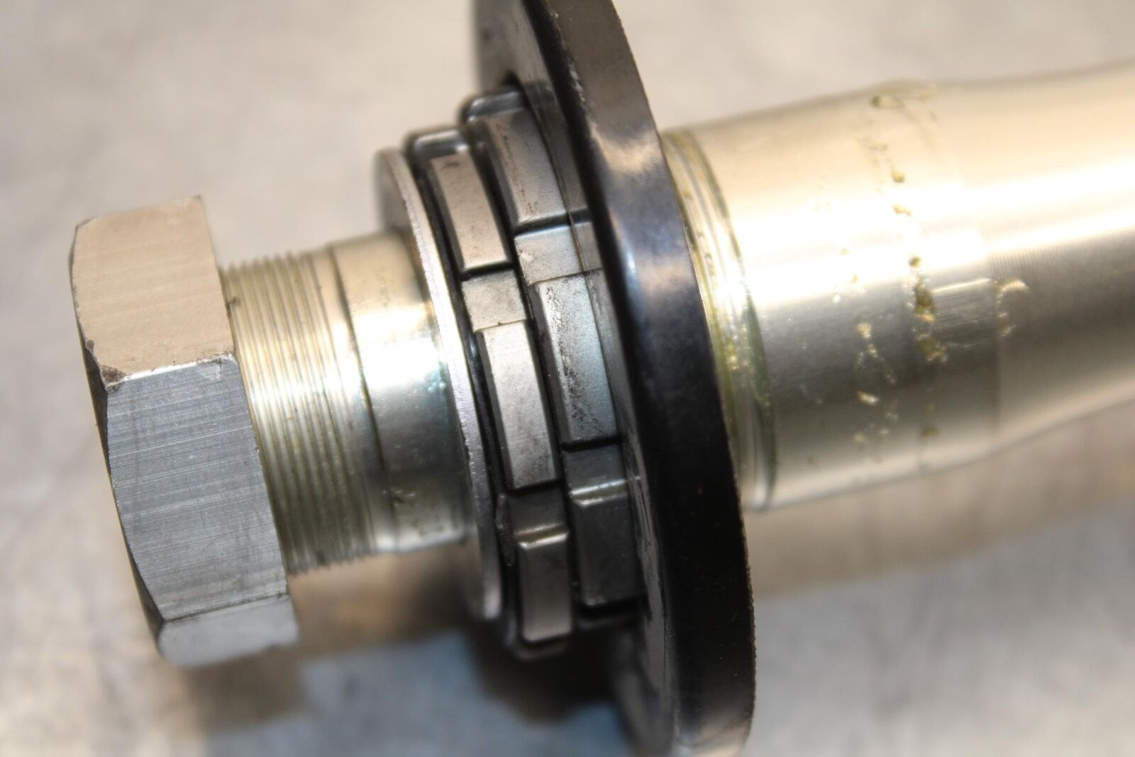 2011 Kawasaki Ninja ZX6R ZX600R FRONT FORKS CLAMP LOWER TRIPLE TREE STEM BB587