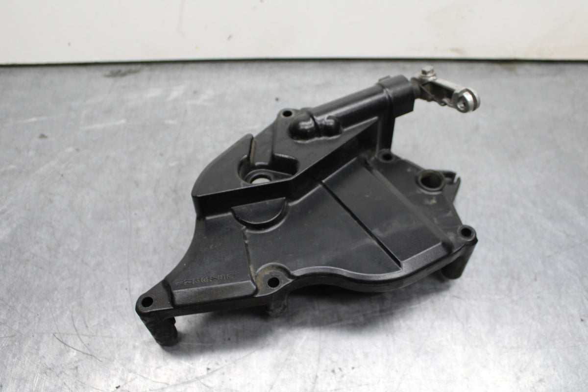 08-10 SUZUKI GSXR750 ENGINE SPROCKET COVER BB119