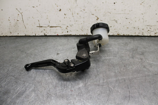 06-07 SUZUKI GSXR 600 FRONT BRAKE MASTER CYLINDER w/ LEVER BB737