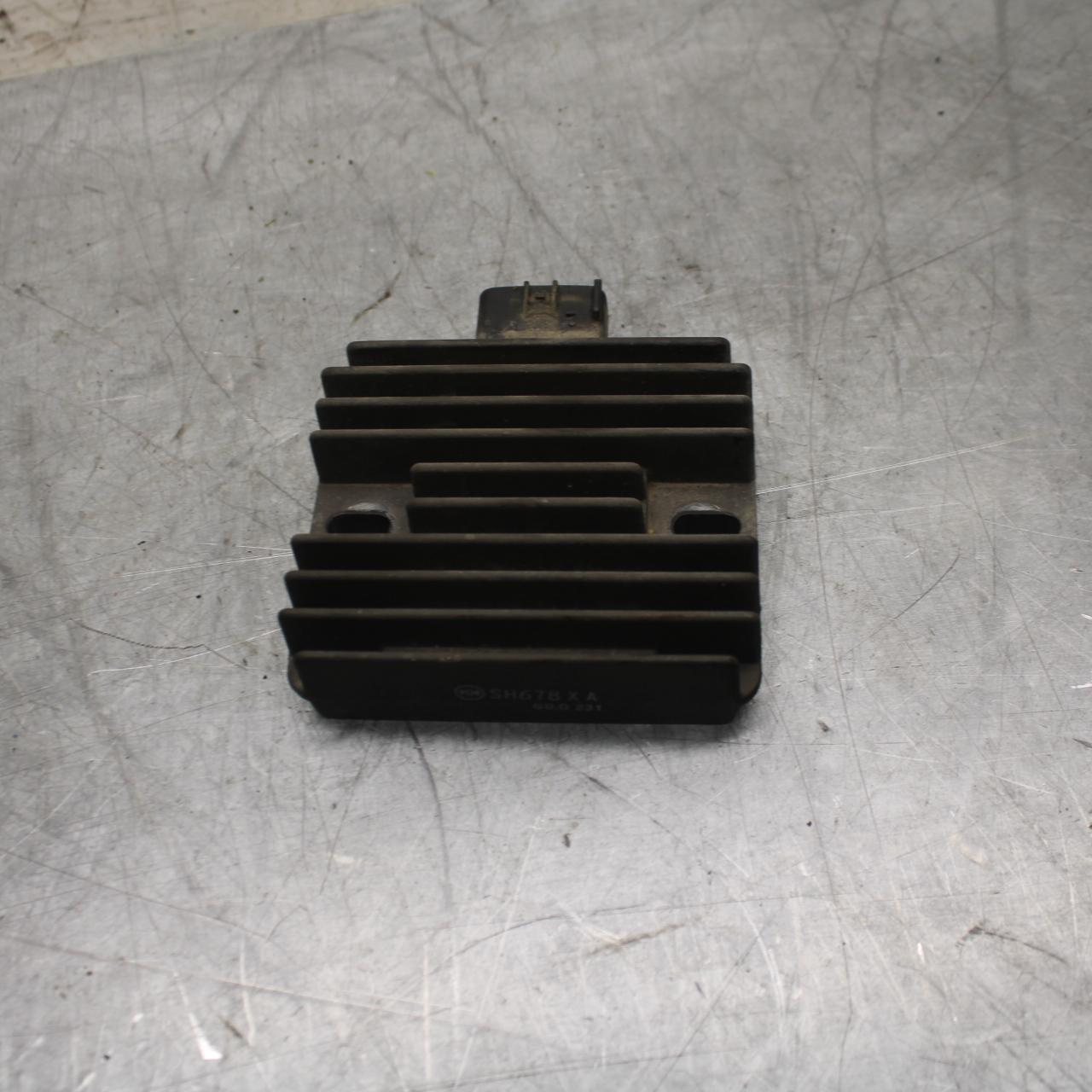 11-14 KAWASAKI VERSYS 650 LE 650C RECTIFIER VOLTAGE REGULATOR BB498