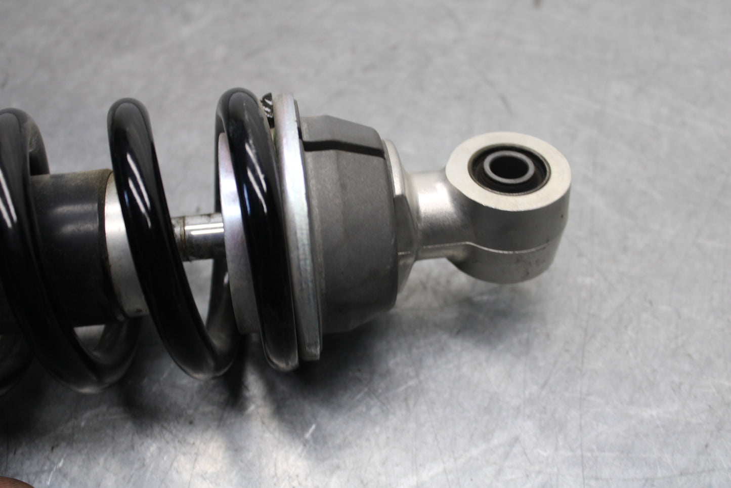 16 KAWASAKI NINJA ZX10R REAR BACK SHOCK ABSORBER SUSPENSION 45014-0515-52J BB650