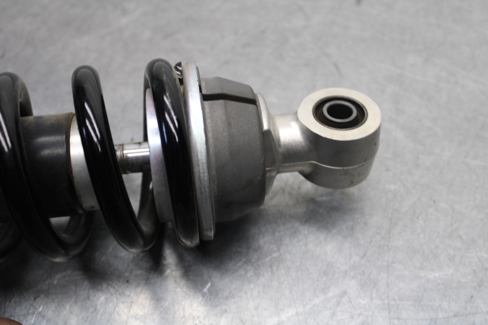 16 KAWASAKI NINJA ZX10R REAR BACK SHOCK ABSORBER SUSPENSION 45014-0515-52J BB650