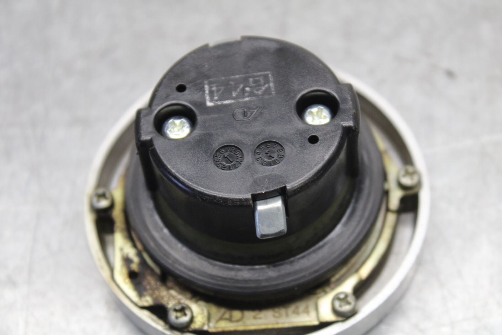 05-06 SUZUKI BOULEVARD M50 IGNITION LOCK KEY SET W/ GAS CAP AND SEAT LOCK BB671