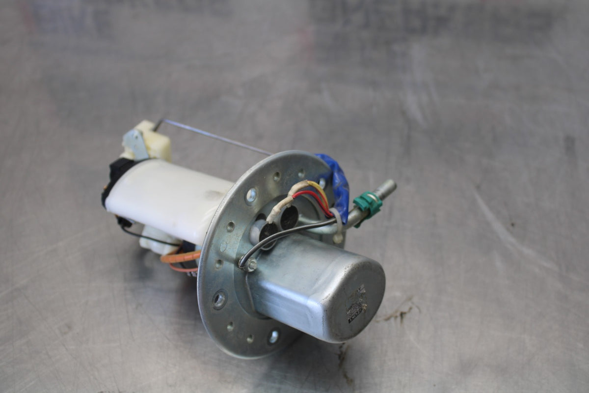 06-07 SUZUKI GSXR 600 FUEL PUMP GAS PETROL SENDER UNIT BB792