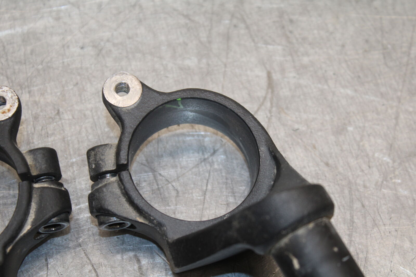 19-24 YAMAHA R3 LEFT RIGHT CLIP ON ONS HANDLEBARS PAIR SET BB736