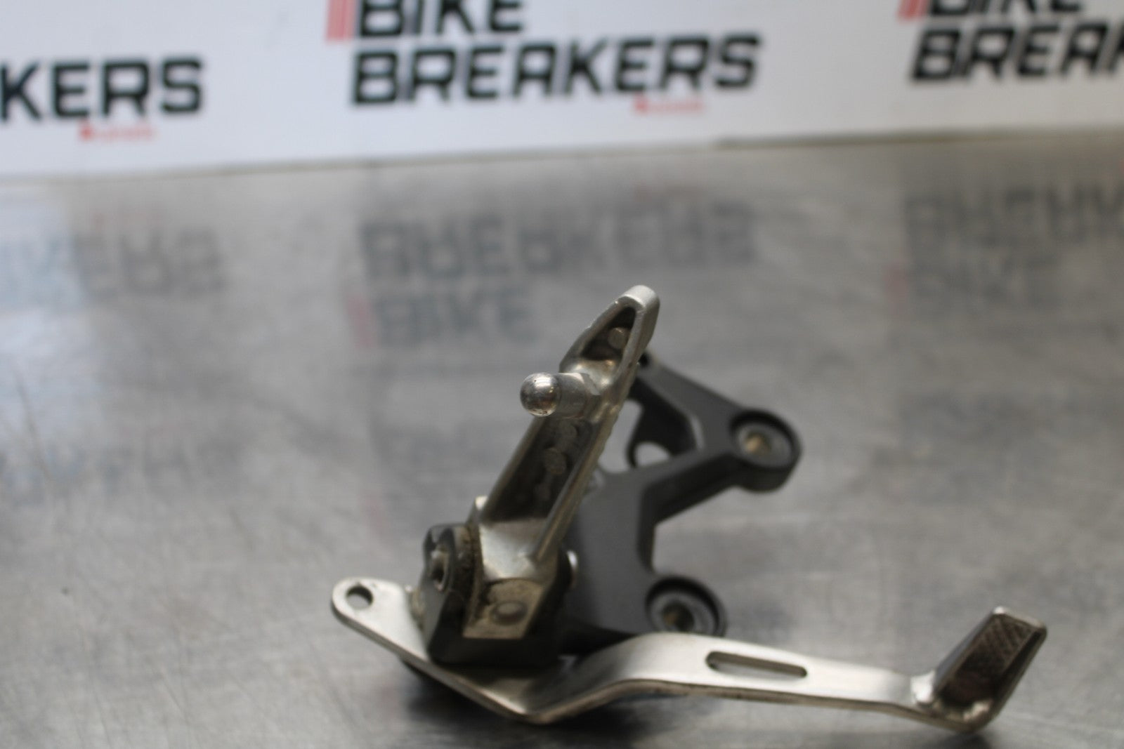 18-23 KAWASAKI NINJA 400 EX400 ABS RIGHT REARSET REAR SET FOOT PEG REST BB177