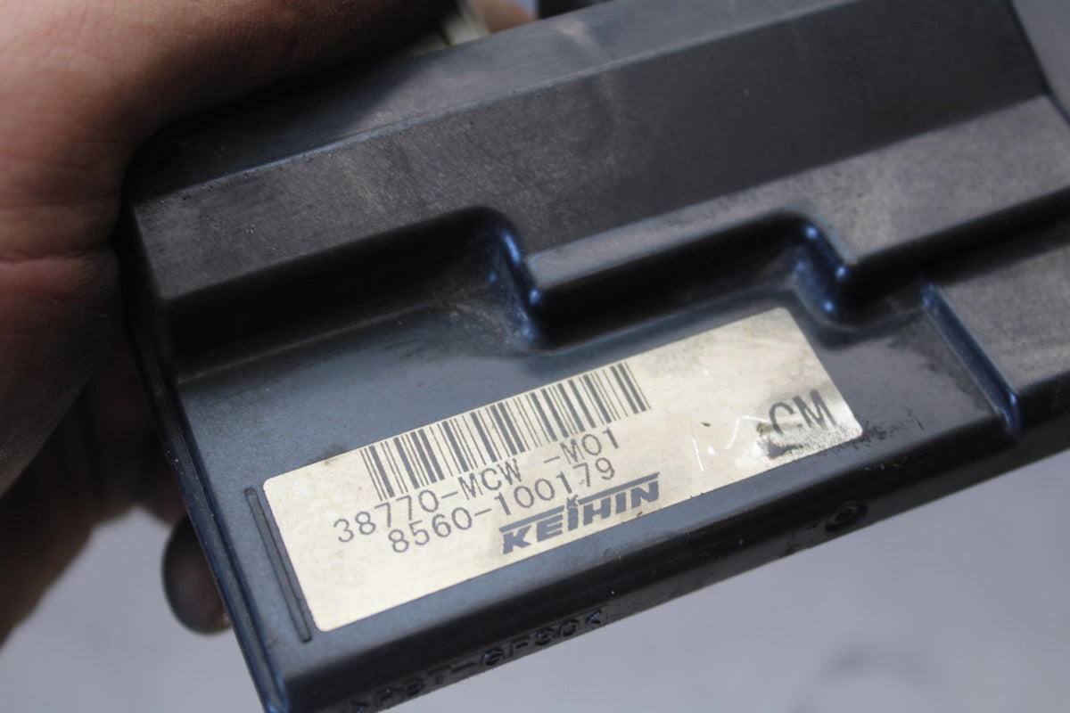 06-07 HONDA INTERCEPTOR 800 VFR800 ECU COMPUTER CONTROLLER UNIT ECM BB917