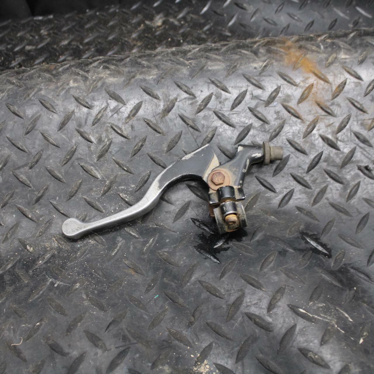 85-86 SUZUKI QUADRACER 250 CLUTCH LEVER PERCH MOUNT BRACKET BB210