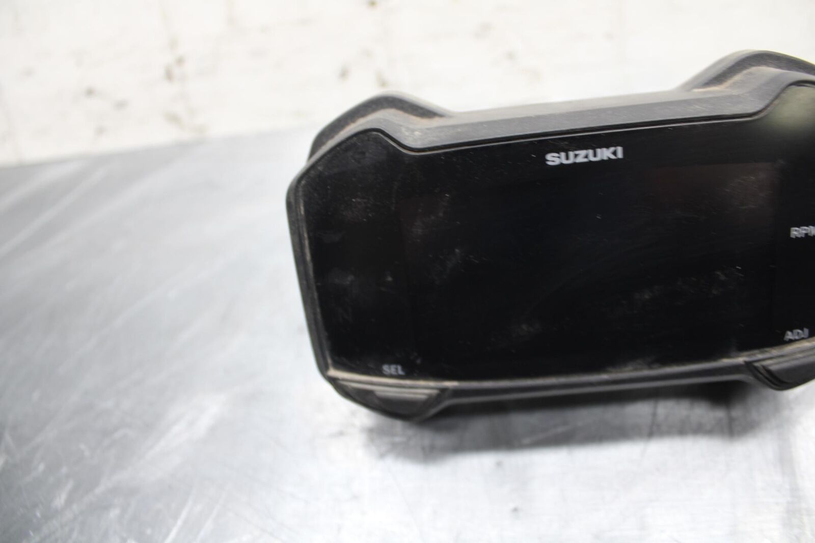 17-23 SUZUKI GSXR 250 GSX250RL8 SPEEDO GAUGES DISPLAY CLUSTER SPEEDOMETER BB490