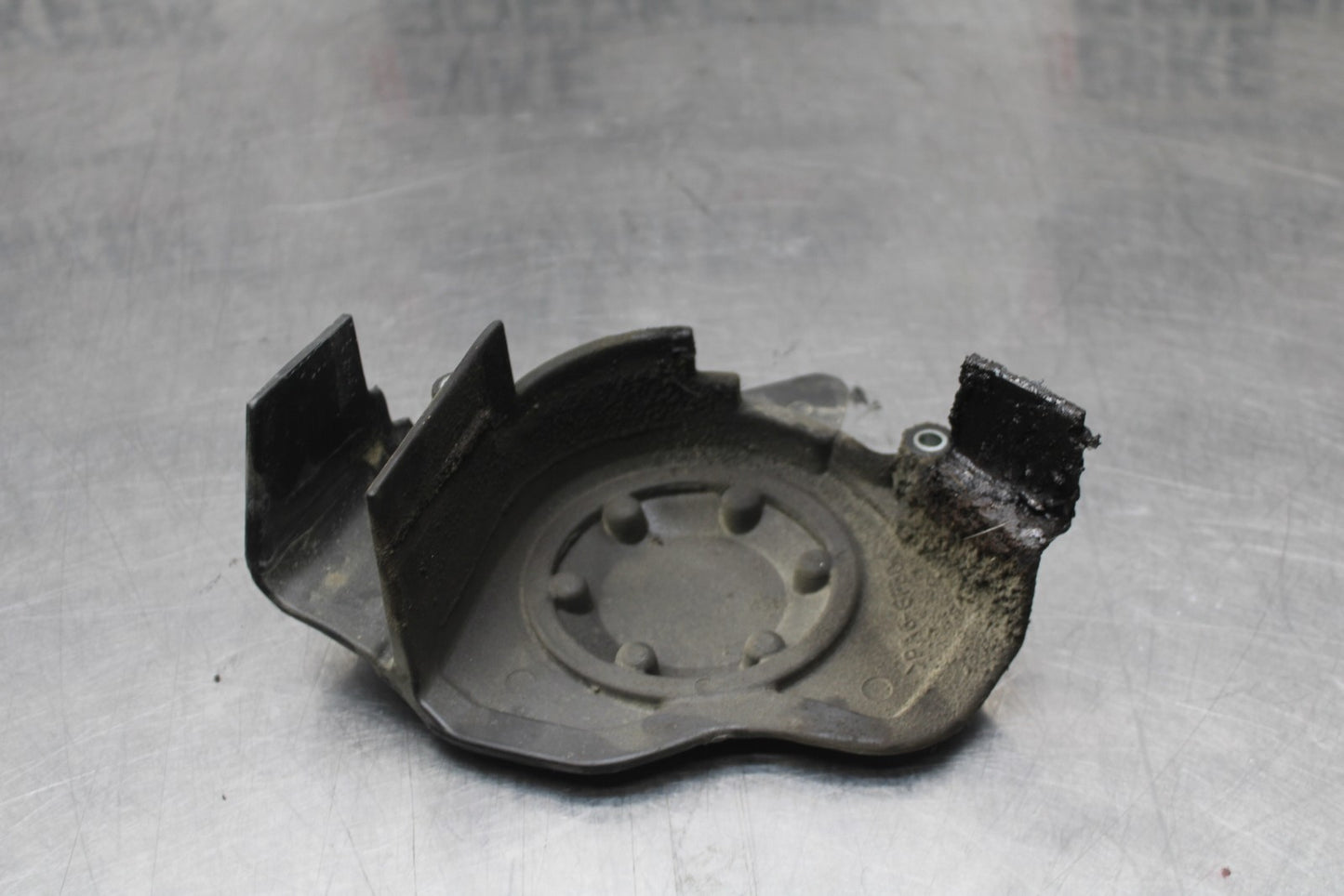 09-10 KAWASAKI ER-6N ENGINE SPROCKET COVER BB205