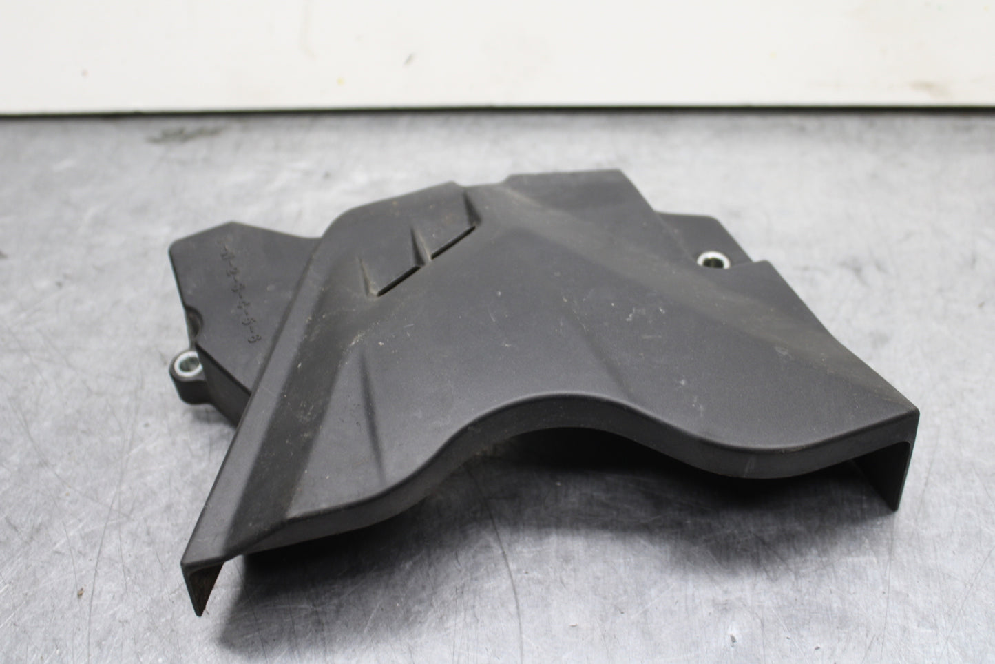 19-21 YAMAHA YZF R3 ENGINE SPROCKET COVER BB121