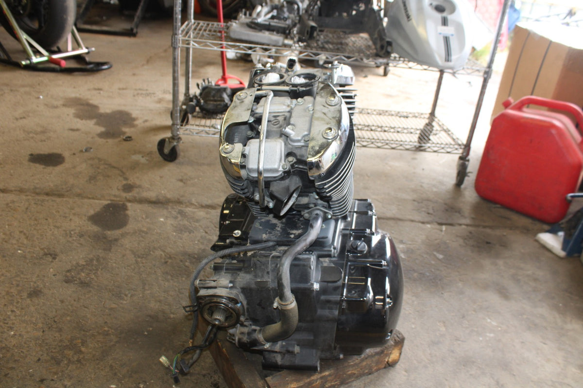 07 SUZUKI BOULEVARD M50 ENGINE MOTOR BB897