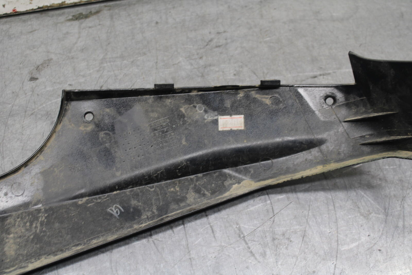 18-23 KAWASAKI NINJA 400 EX400 ABS LEFT LOWER BOTTOM BELLY SIDE FAIRING BB747