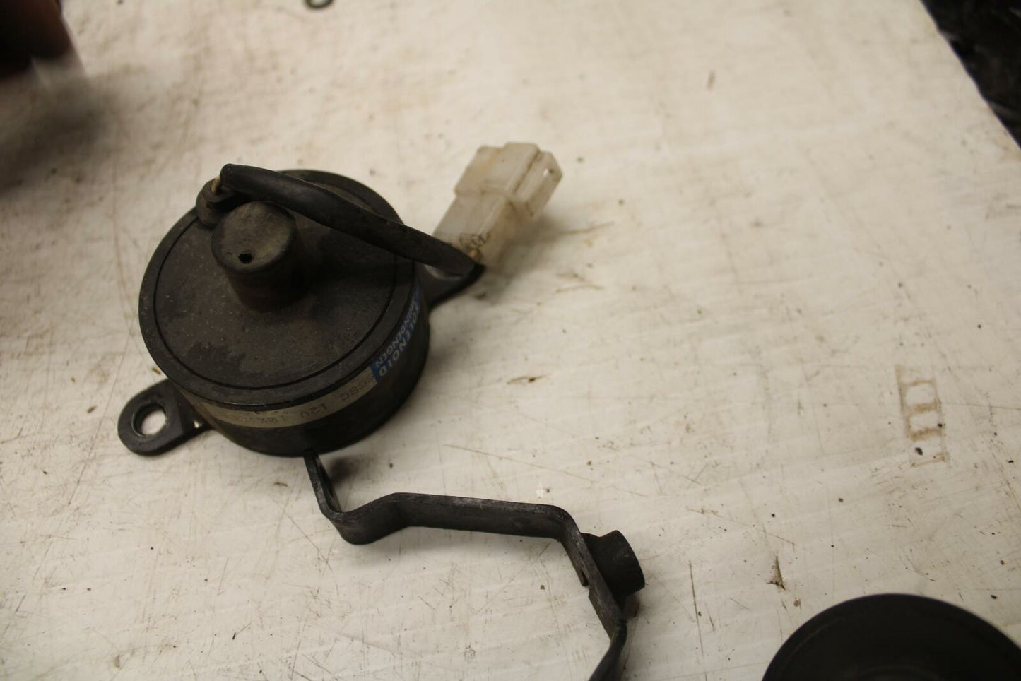 06-07 SUZUKI BOULEVARD S40 ENGINE DECOMP CYLINDER HEAD SOLONOID BB375