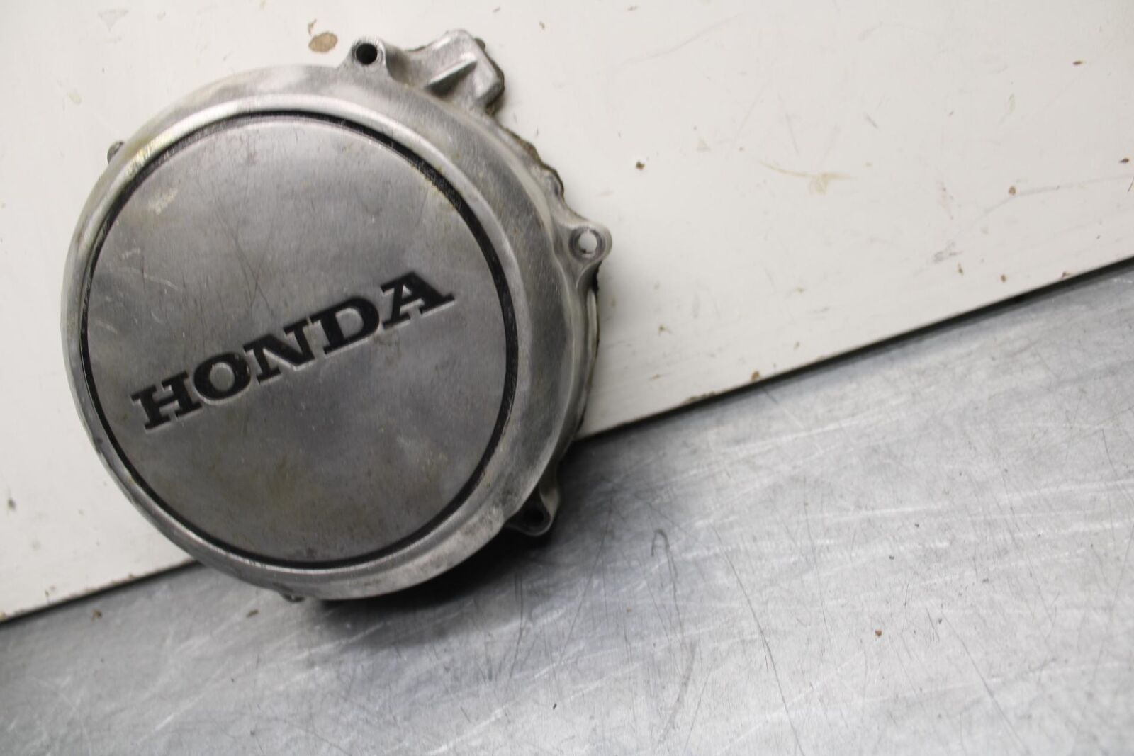 1983 Honda V45 Magna VF750C STATOR MAGNETO ALTERNATOR GENERATOR COVER BB91