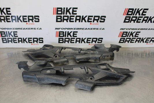 15 TRIUMPH TIGER 800 REAR BACK TAIL FAIRING COWL SHROUD BB873