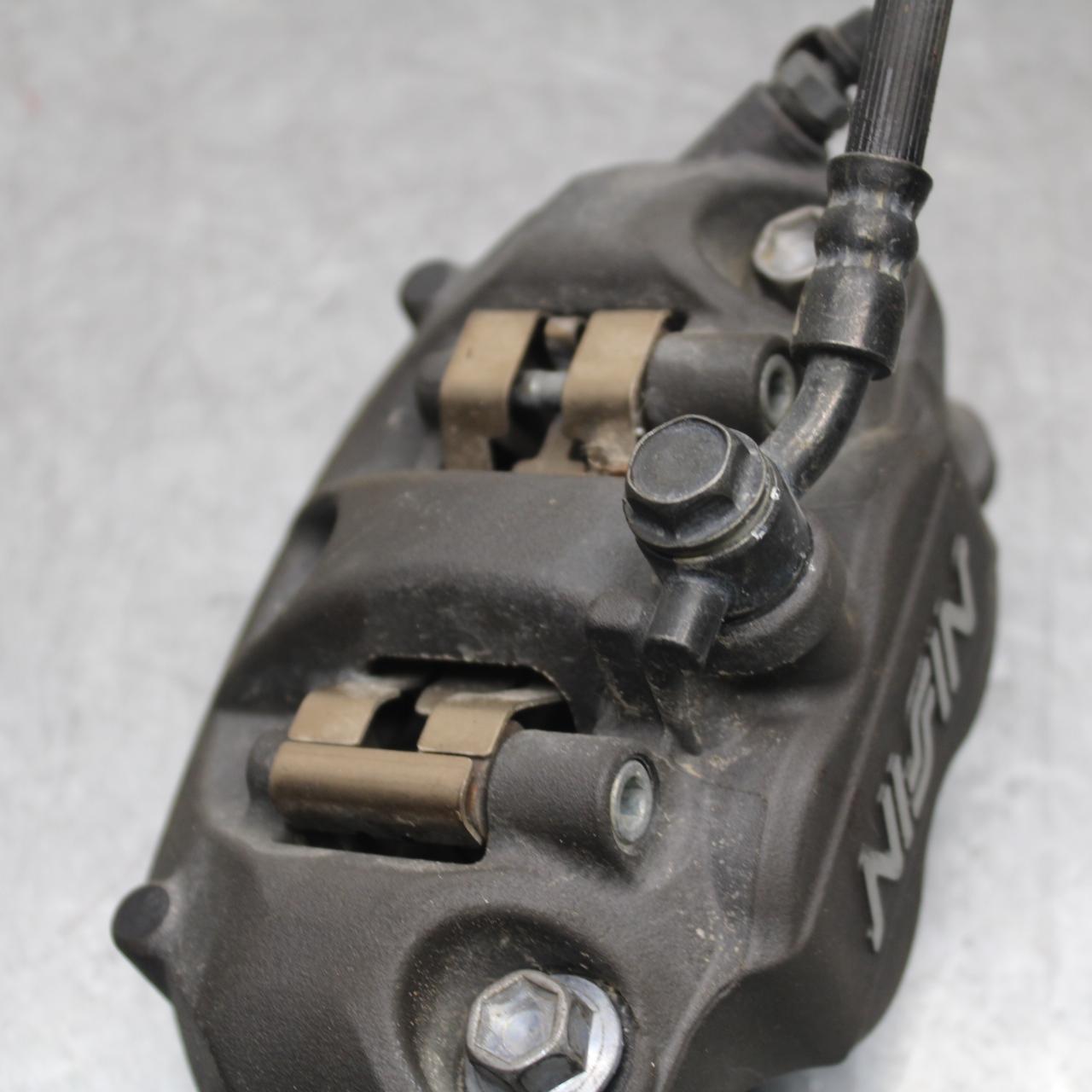 21 KAWASAKI NINJA ZX6R RIGHT LEFT FRONT BRAKE CALIPER SET PAIR CALIPERS BB647