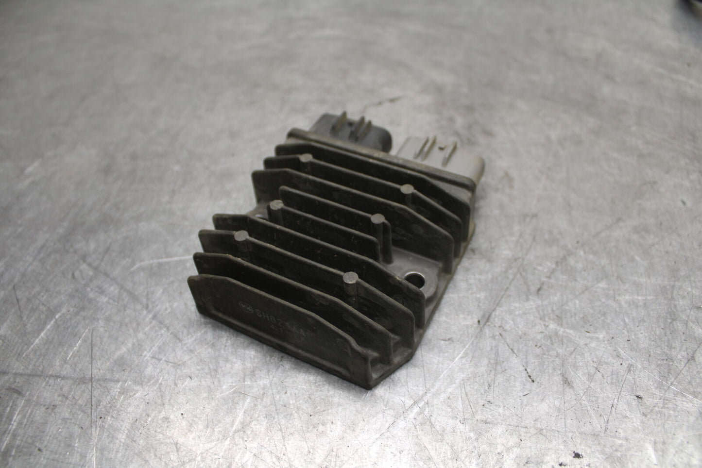 14-15 YAMAHA V STAR 1300 XVS1300CT TOURER RECTIFIER VOLTAGE REGULATOR BB722