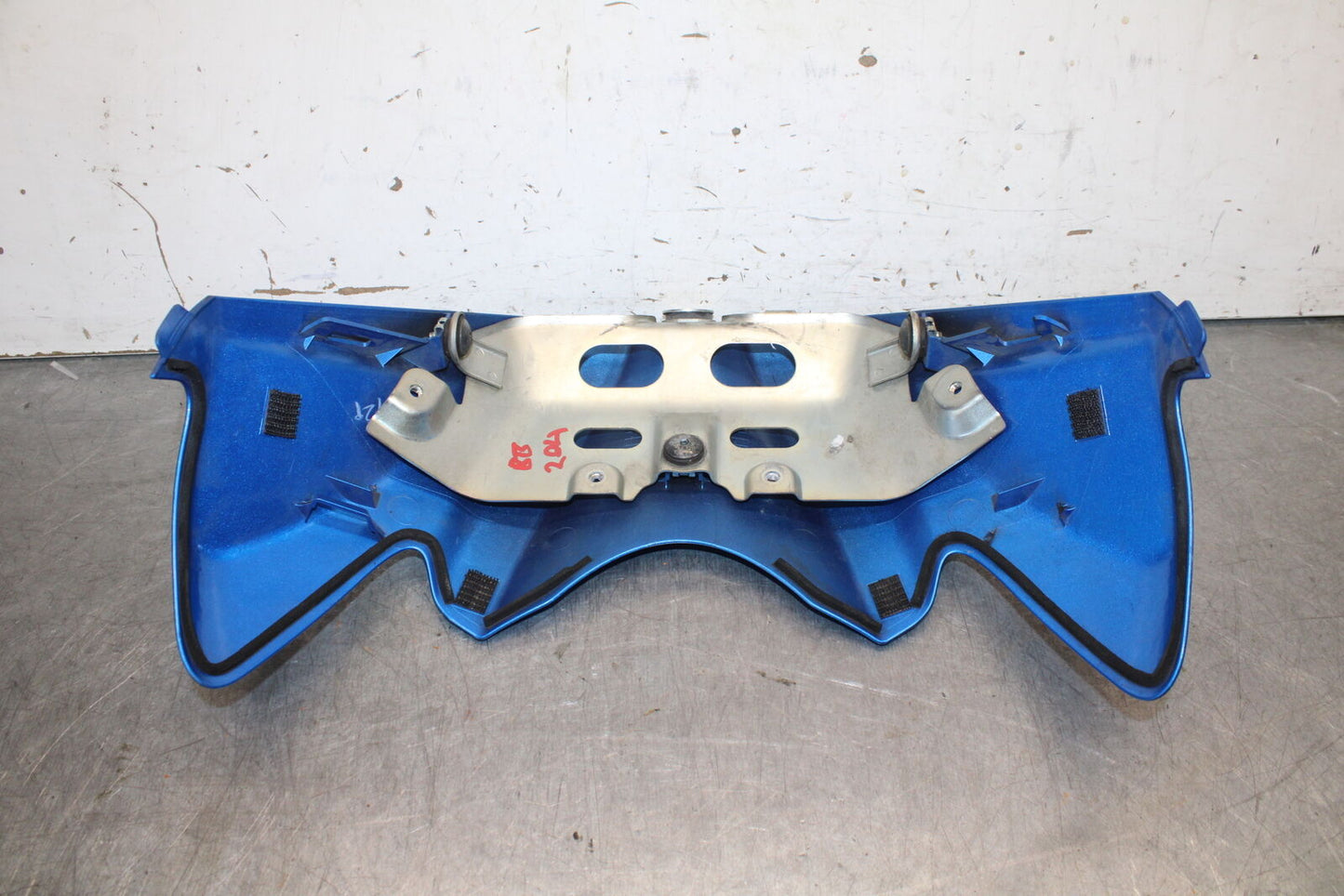 08-09 SUZUKI GSXR600 FRONT GAS TANK FUEL CELL FAIRING COWL COVER TRIM BB204