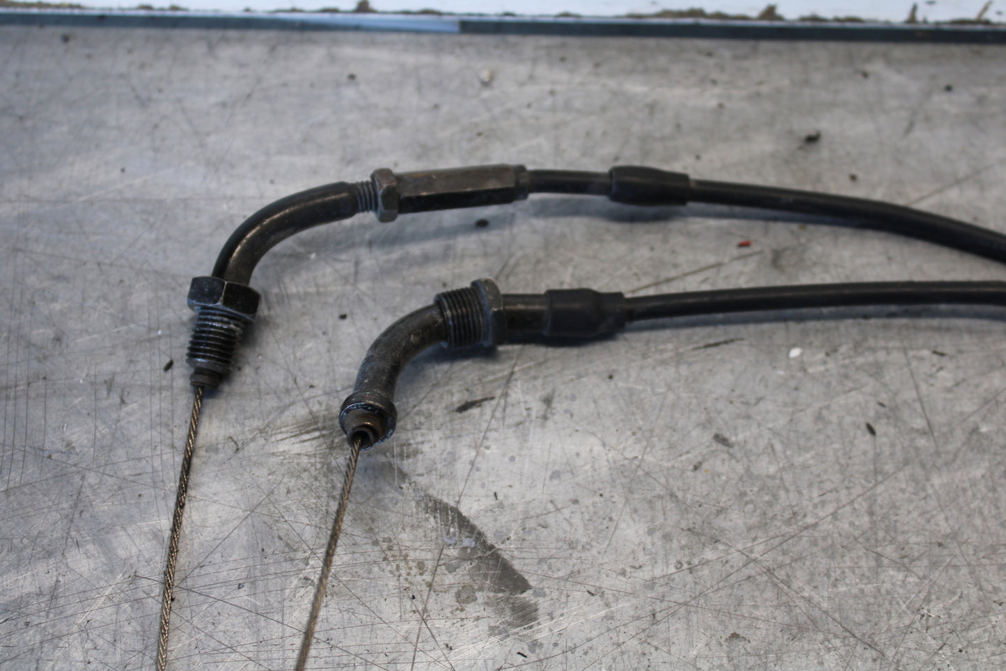 03-04 HONDA CBR600RR THROTTLE CABLES LINES 17910-MBW-D20 17920-MBW-D20 BB661