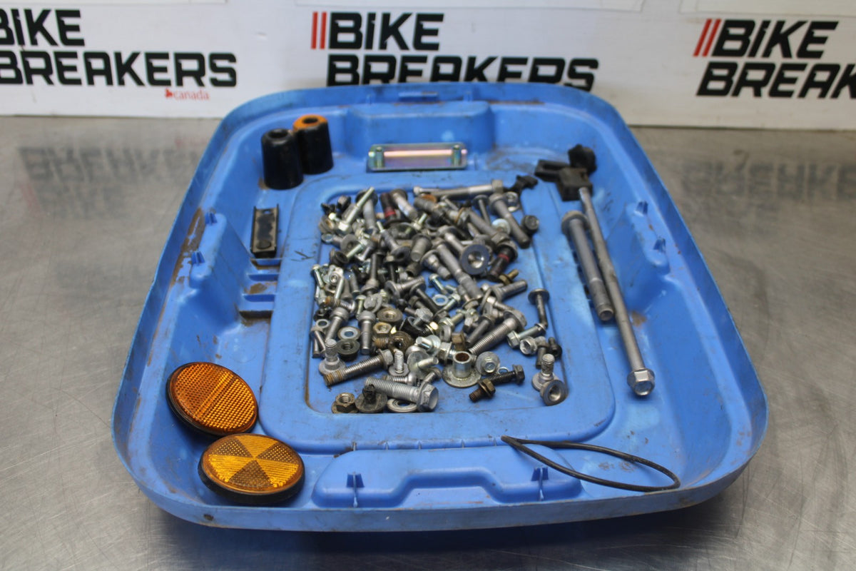 24-25 KAWASAKI NINJA 500 ABS MOUNTING BOLTS HARDWARE SCREWS BB899