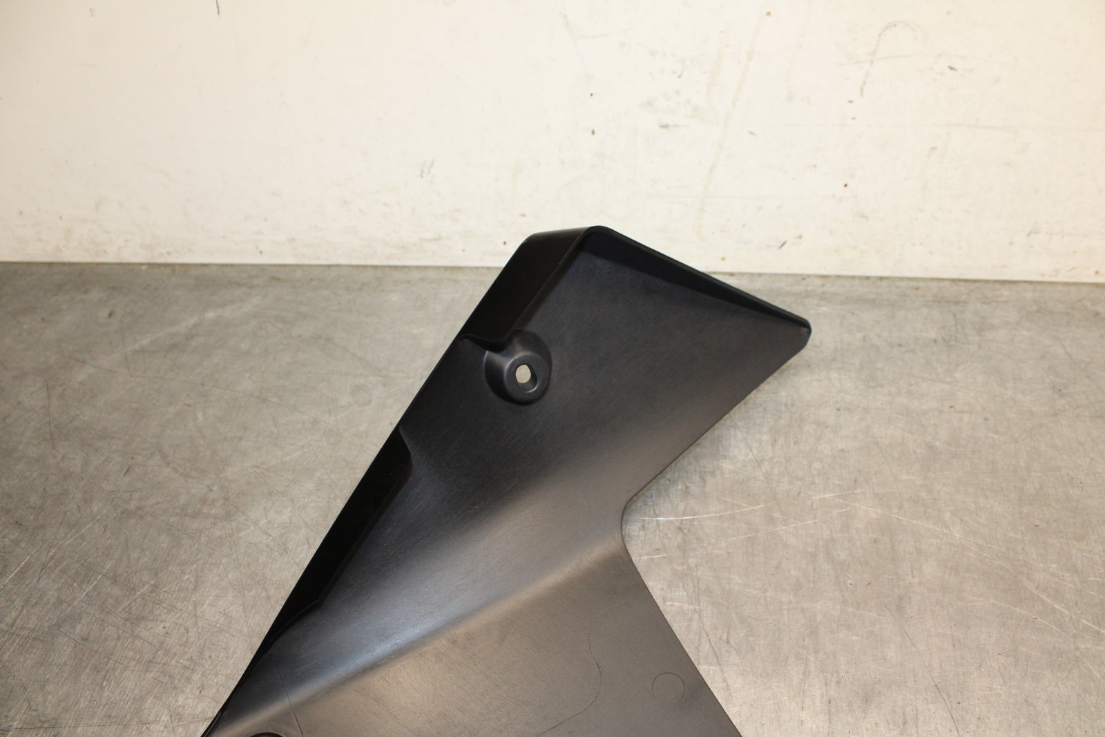 12-25 KAWASAKI NINJA ZX14R NEW!! LOWER BOTTOM BELLY FAIRING COWL BB757