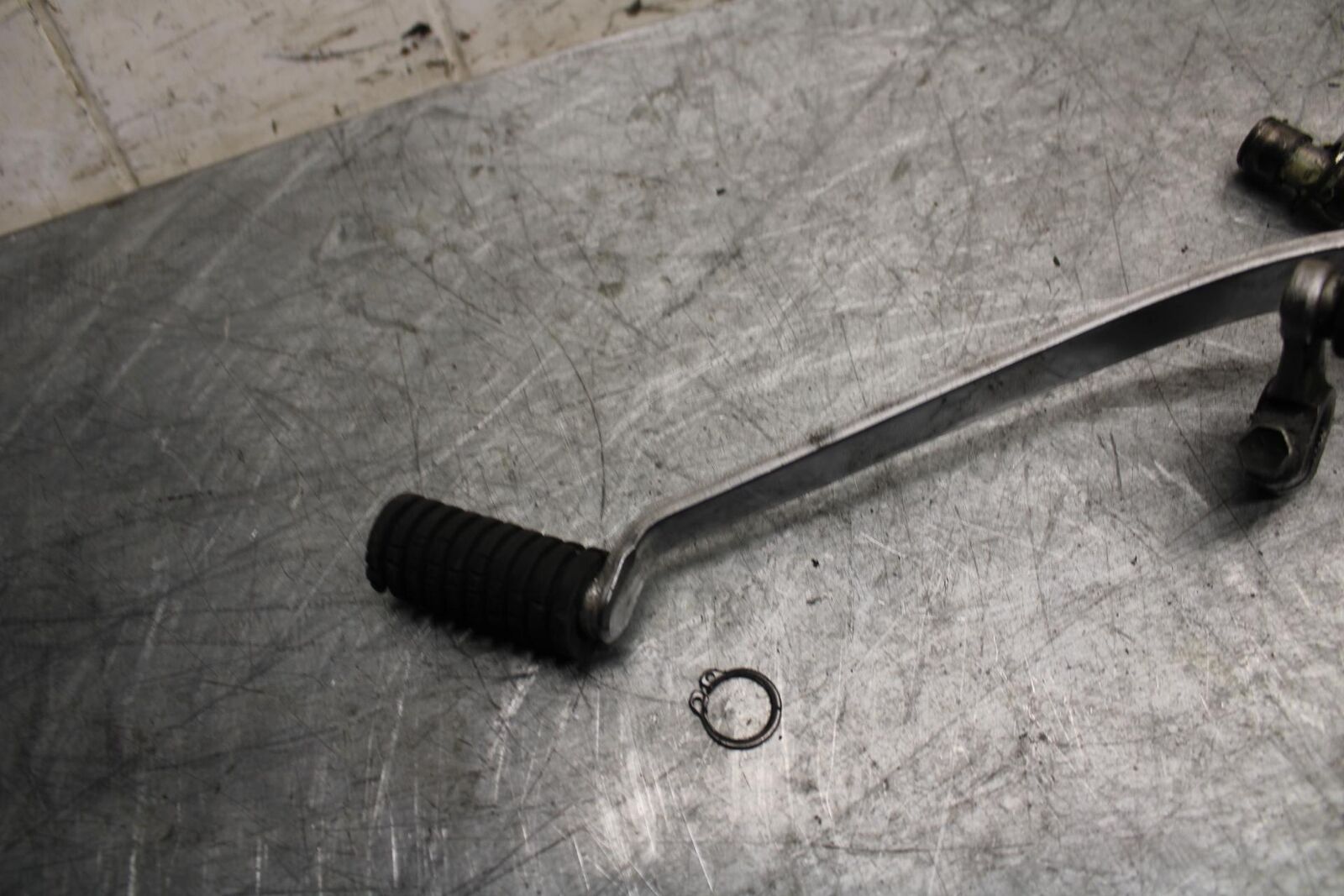 2007 Suzuki Boulevard M50 SHIFTER LINKAGE SHIFT LINK PEDAL BB537