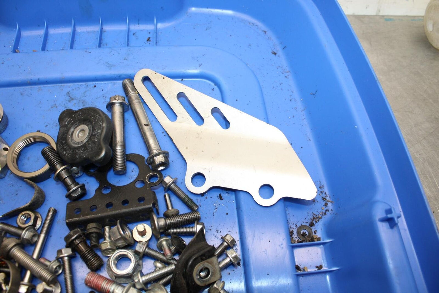 2012 Kawasaki Ninja ZX14R ZX1400E MISCELLANEOUS  MOUNTING BOLTS HARDWARE  BB60