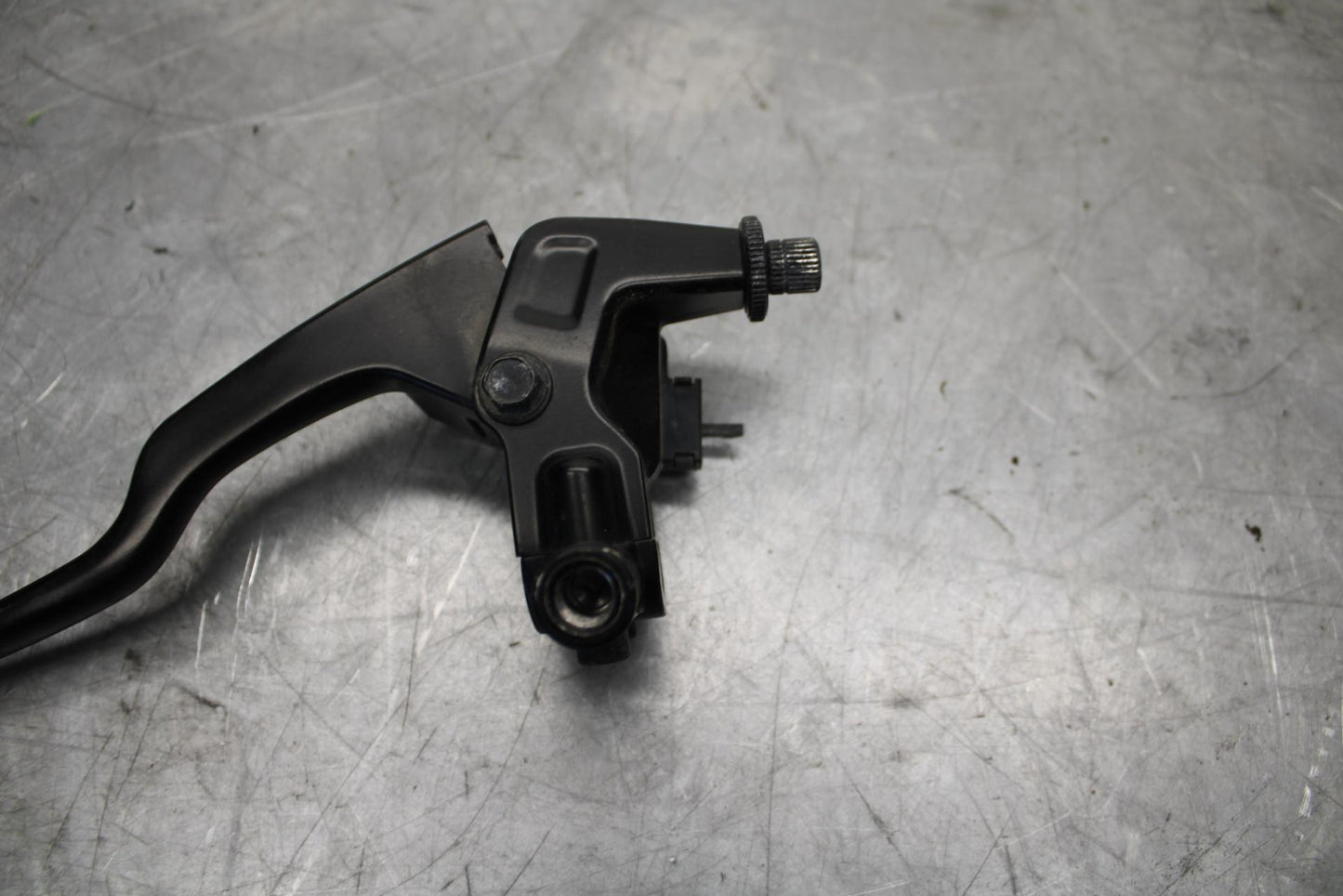 18 KAWASAKI Z 400 CLUTCH PERCH MOUNT WITH LEVER  BB469