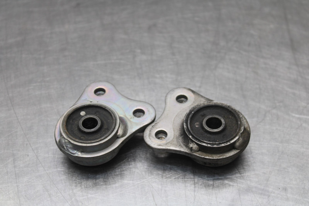 14-17 YAMAHA FZ07 EXHAUST PIPE MUFFLER BRACKETS BB843