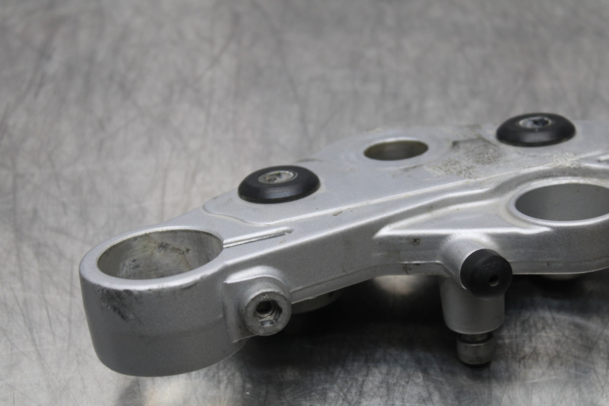 08 MOTO GUZZI BREVA 750 FORKS UPPER TRIPLE TREE CLAMP BB154