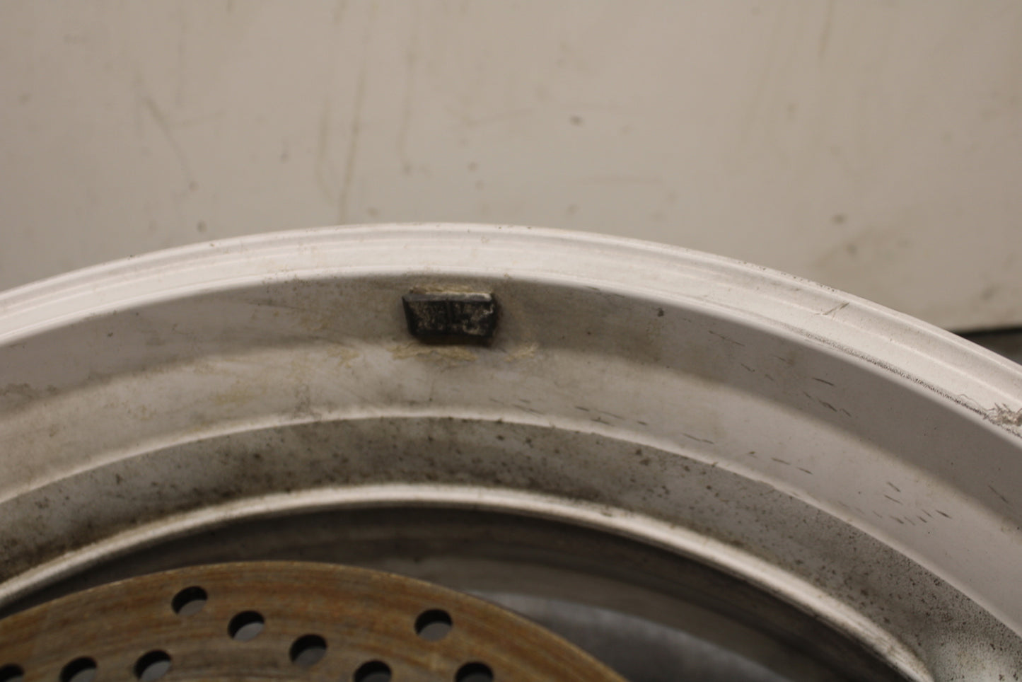 08-10 SUZUKI GSXR 600 REAR WHEEL BACK RIM BB753