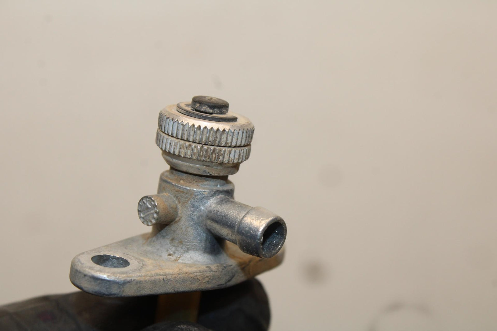 21-23 KTM 890 ADVENTURE SET GAS TANK FUEL COCK PETCOCK SHUT OFF VALVE BB629