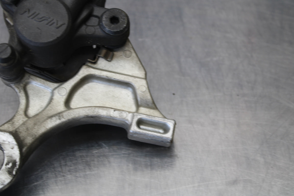 06-07 HONDA CBR1000RR REAR BACK BRAKE CALIPER W MOUNT BRACKET BB166