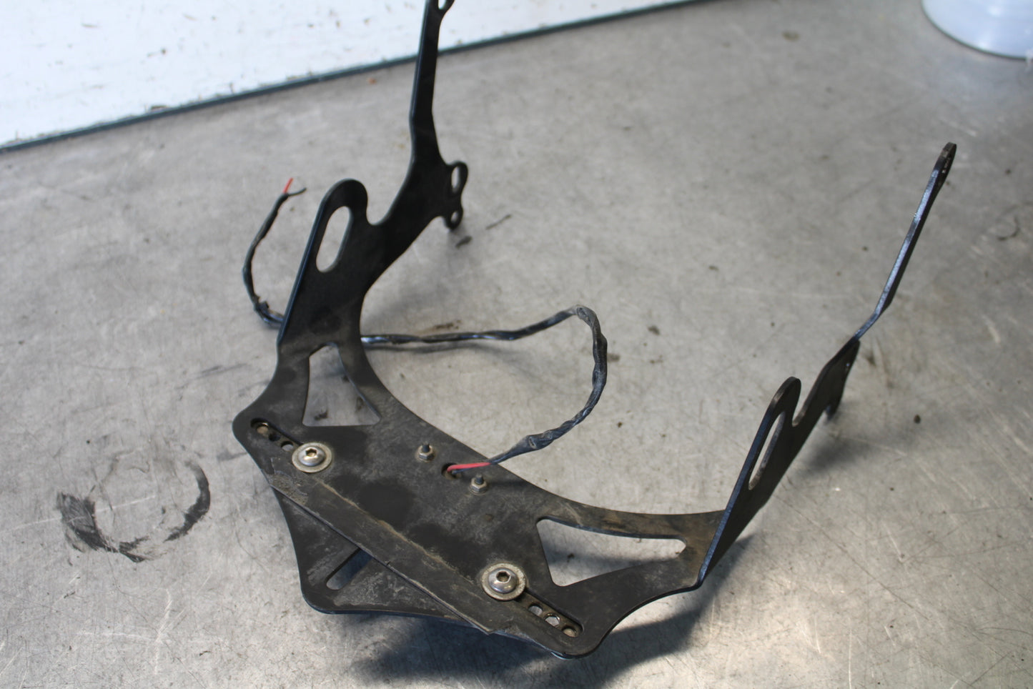 03-04 HONDA CBR600RR R&G FENDER ELIMINATOR LICENSE PLATE BRACKET BB661